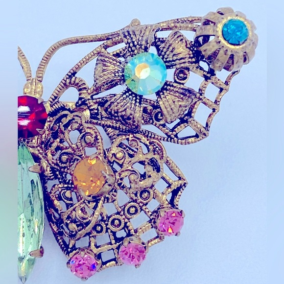 Vintage Brass Filigree And Rhinestone Butterfly Brooch Circa 40’s -60’s - Picture 3 of 7